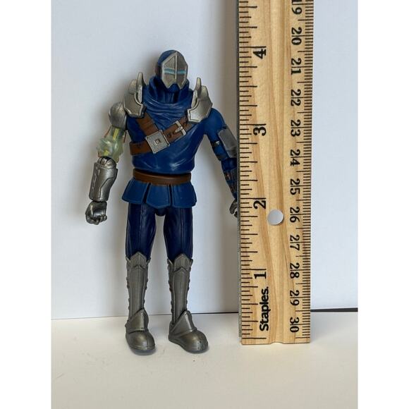 Roblox Imaginex Collection CYTHREX Darkened Cyborg Knight Action Figure Jazwares - Picture 5 of 5